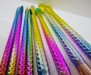 Wholesale Plastic Brush Sets Colorful Mermaid Brush With Makeup Brush Holder from china suppliers