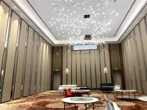Wholesale Aluminum Frame Soundproof Operable Partition Wall Manual / Electric Operation from china suppliers