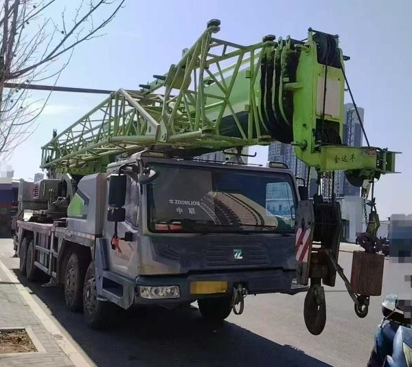 March 2019 Zoomlion ZTC350H Crane Maximum Lifting Capacity 35 tons Jib Length 10