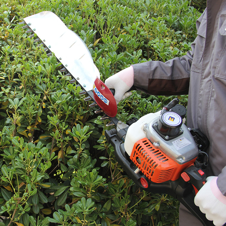 Gasoline Hedge Trimmer Horticulture Garden Worker Use Tools