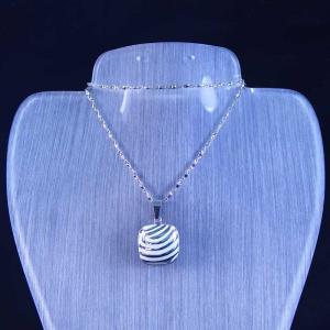 Wholesale New Fashion Ladies 316L High Quality Charming Pendant Chain Necklace LPN106 from china suppliers