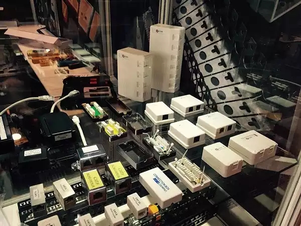 180 Degree Cat6 Keystone Jack in Different Colors for Customized Networking Solutions