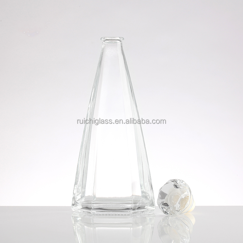 Collar Material Aluminum Plastic PP Glass Bottle for Super Flint Brandy Whiskey