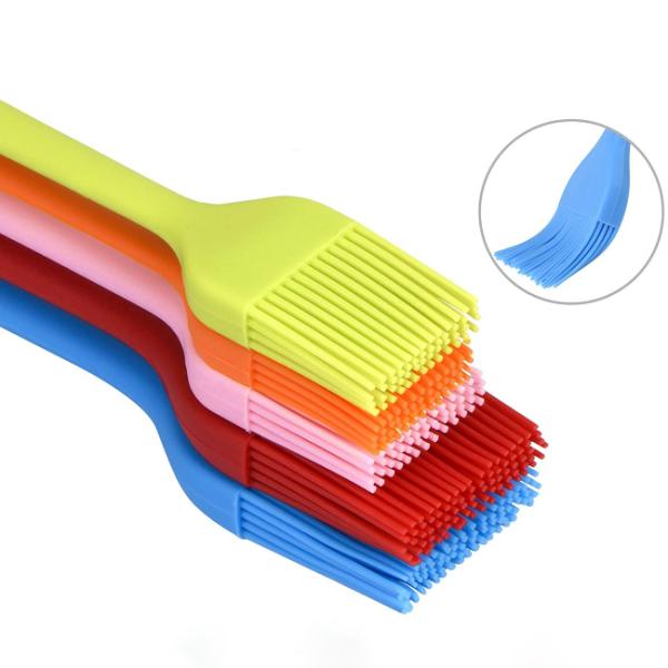 LSR Vertical Low Workbench Rotary Injection Molding Machine For Oil Brush