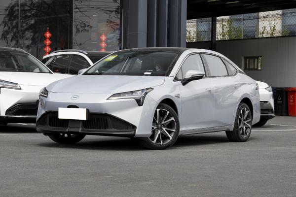 GAC AION S EV Electric Car Left Steering Pure Electric SUV 1008 Km Super Long