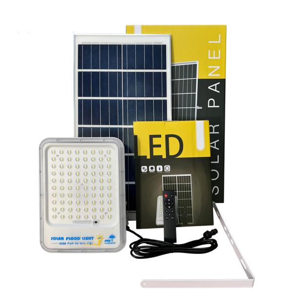 Aluminum Alloy Solar Flood Lights 6-8 Hours Charging Time -20℃~60℃ Working
