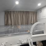 High Capacity 6 Person House Boat Floating House Pontoons with Kitchen