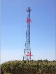 Free standing steel lattice tower