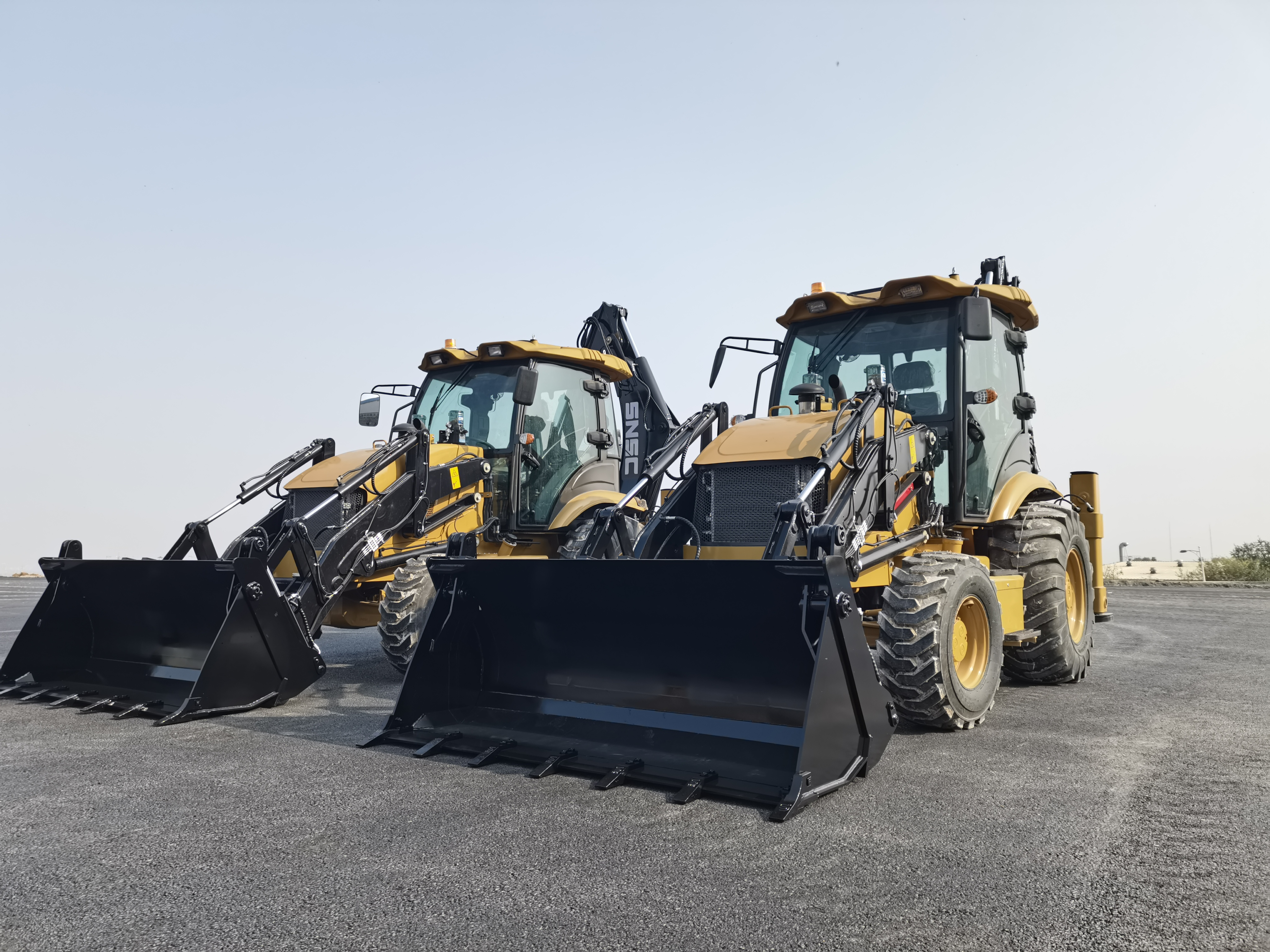 Backhoe Loader Shanmon 388H 4x4 2500kg Excavator Loader Retroexcavadora for Operation