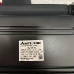 Mitsubishi HC-SF81 AC Servo Motor 3 PHASE 0.85 KW 127 V 1000 RPM 5.1 A IP65 CIB