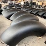 90/45/180 Degree Butt Weld / Socket Weld Seamless Bend Sand Blasting Black Oil