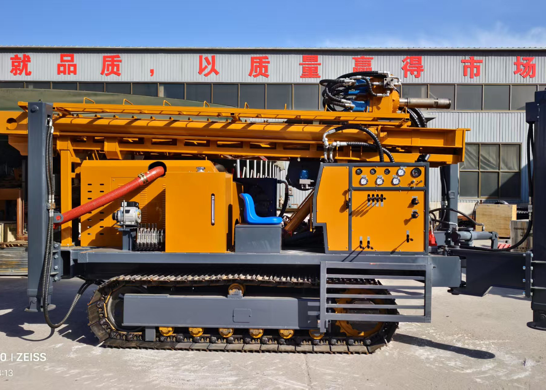 Pneumatic 1000 type water well drilling rig for steam dual-use water