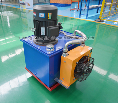 Servo Punching Rack Roll Forming Machine 30mm Thick Independent Medium Plate