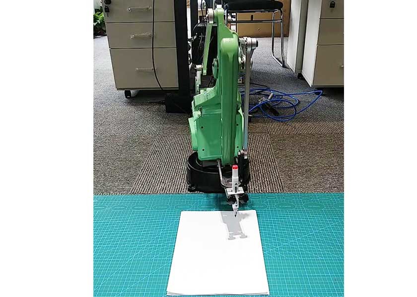4 Axis 540mm Programmable Robot Arm With Cloud Service