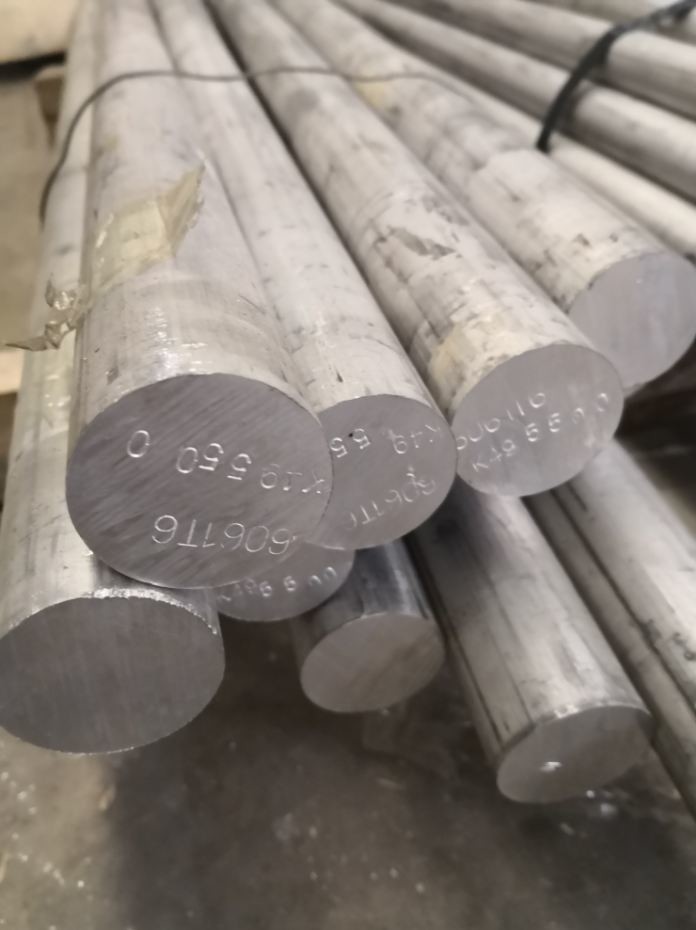 Alloy 6061 T6 Solid Aluminum Round Bar 6000mm For Aircraft Industry