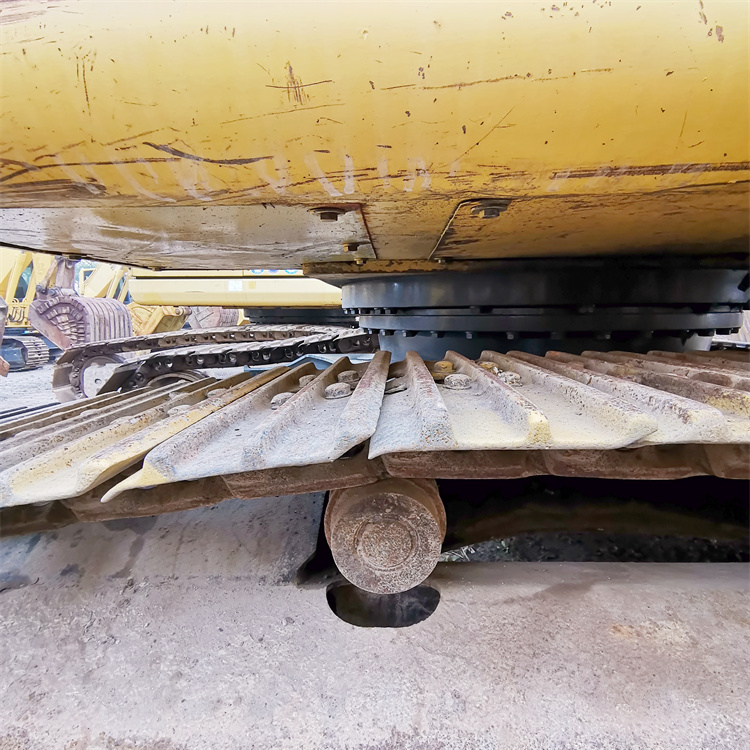 3859 Working Hours Used Komatsu PC200-6 Excavator 20 Ton for Engineering Construction