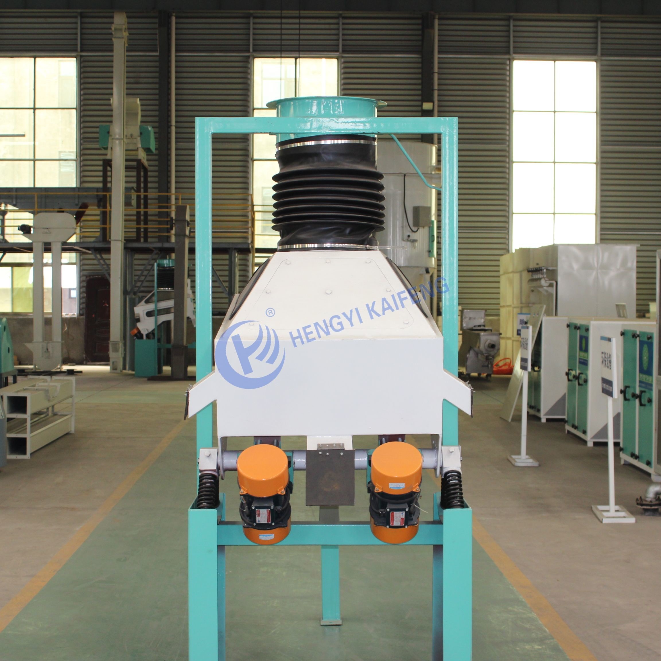 ISO9001 Destoner Machine Stone Removal Equipment For Large Scale Cleaning