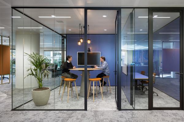 Customized Modern Office Glass Partition Wall Soundproof Aluminum Frame Tempered