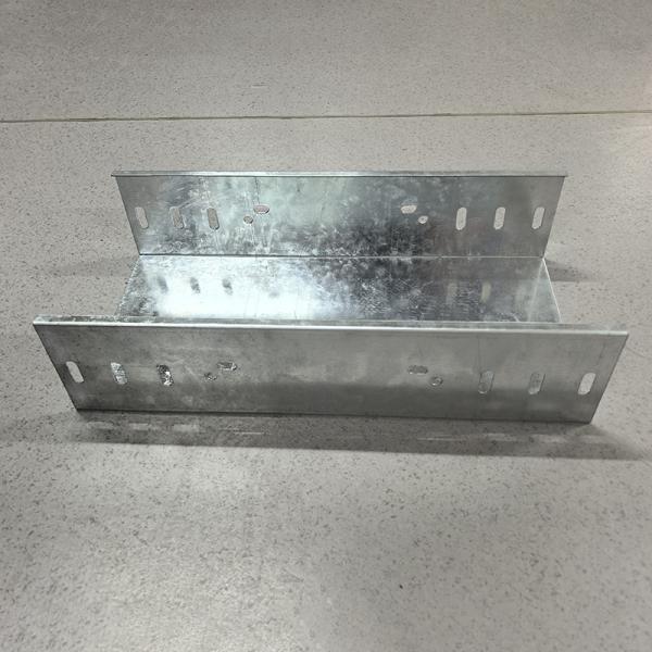 Strong Galvanised Steel Cable Tray For 30mm-500mm Side Rail Height Durable And