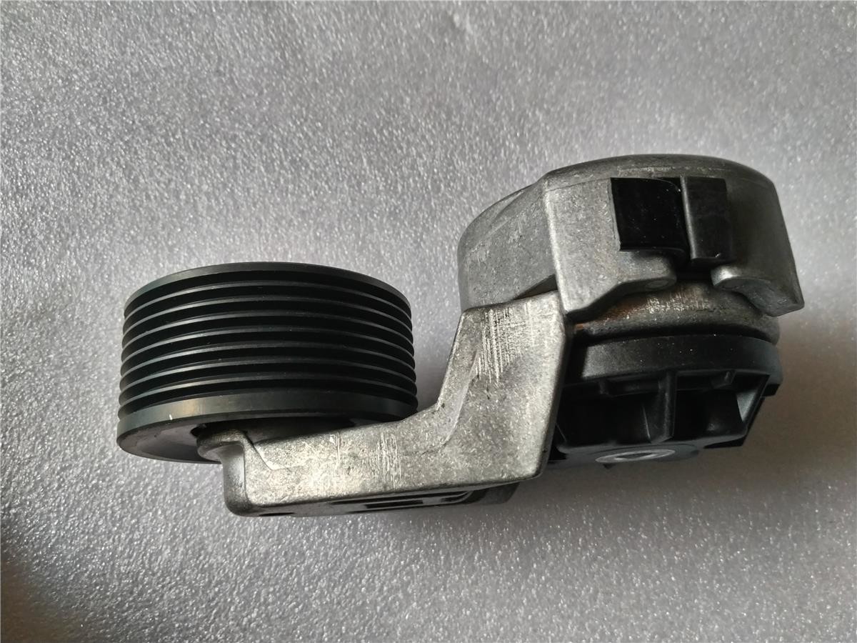 3976831 Belt Tensioner Pulley Diesel Engine Fan Belt Tensioner 3976831