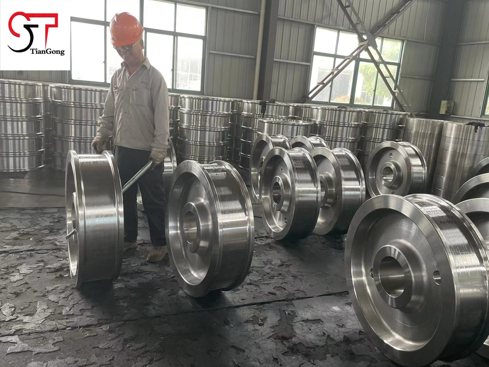 Gantry Locomotive Crane Track Wheels Wear Resistant Alloys 45# Open Forging Process