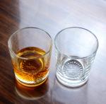 Wholesale Concise Tumbler Drinking Glasses Customized Embossed Flower Pattern