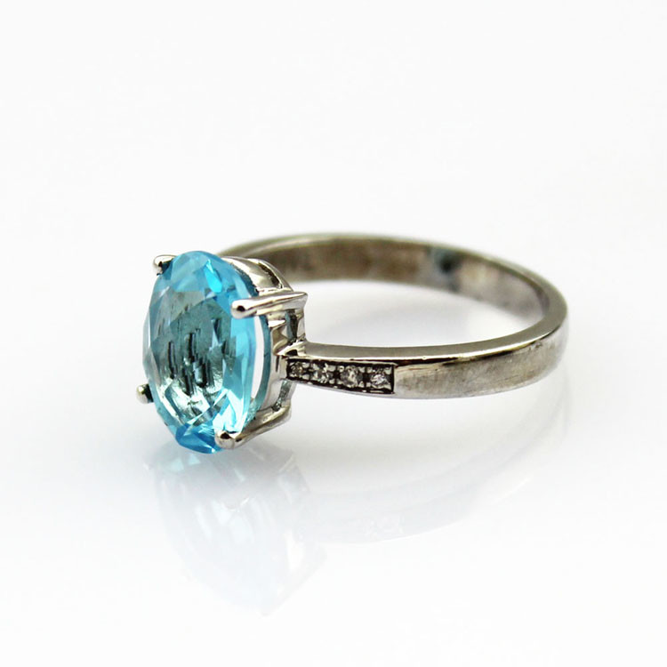 Sterling Silver Oval Blue Topaz Cubic Zirconia Ring Jewelry (F06)