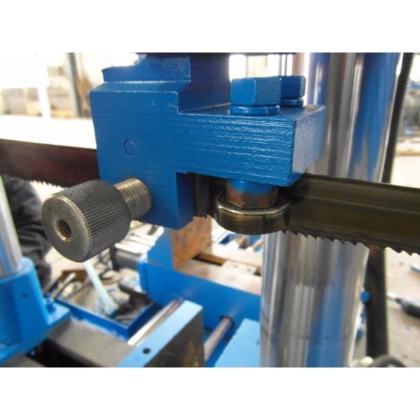 Factory shearing horizontal band saw GZ4226 with best reasonable price for metal cutting