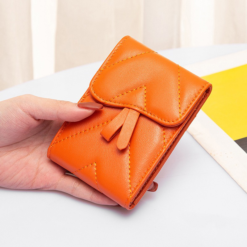 Genuine Leather Mini Cute Business Card Holder for Women Low MOQ Mix Models Advantage