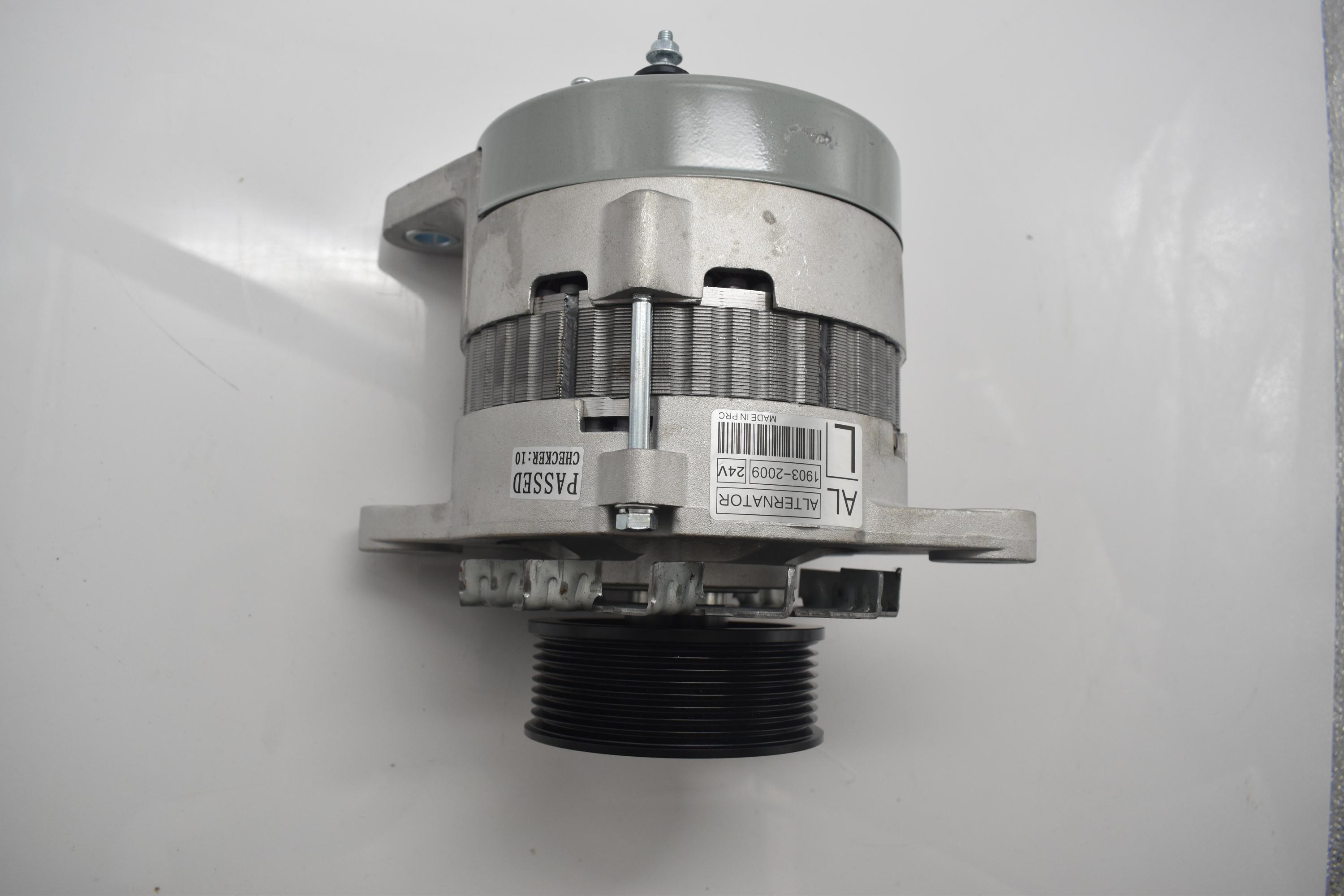 Excavator Generator Alternator 2502-9009 25029009 For DH200-5 DX300 DX300LC-3