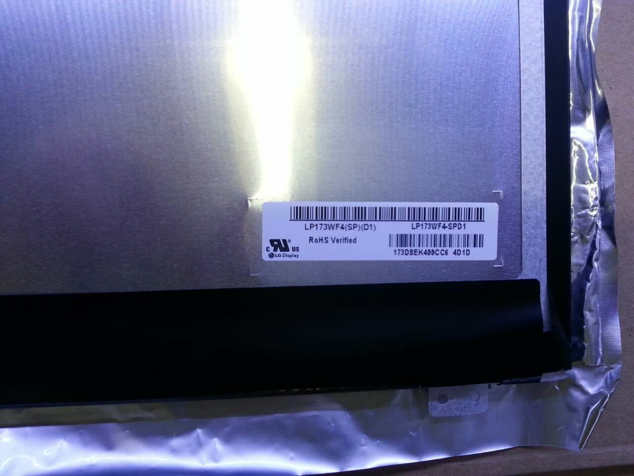 127PPI 17.3" Industrial LCD Panel 300cd/m2 1920×1080 LP173WF4-SPD1