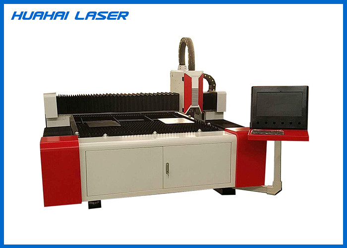 IPG Fiber Laser Cutting Machine , Sheet Metal Laser Cutting Machine High Speed