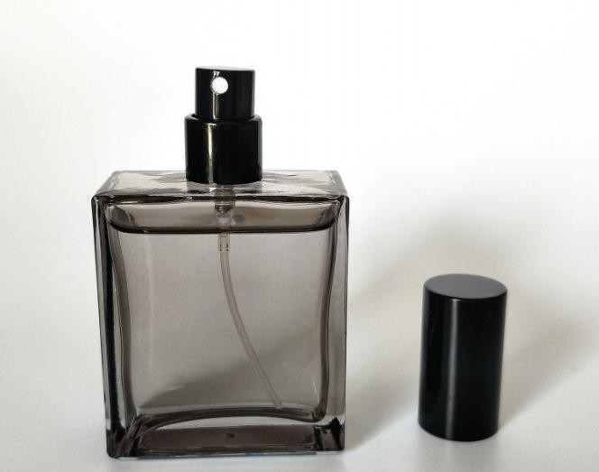 Thick Bottom Empty Glass Perfume Spray Bottles 30ml 50ml 200ml OEM ODM