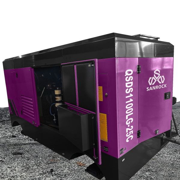 410KW Rotary Screw Air Compressor Diesel Power Source Air Consumption 31-29m2/min