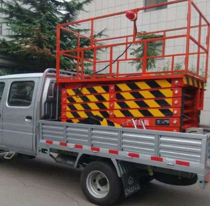 7.5M Lifting Height 500Kg Loading Capacity Truck Mounted Scissor Lift for Hospital / Library