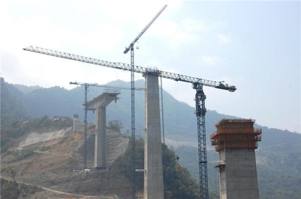 XGTT100 12 Tons FLAT TOP Luffing Construction Site Crane 60m