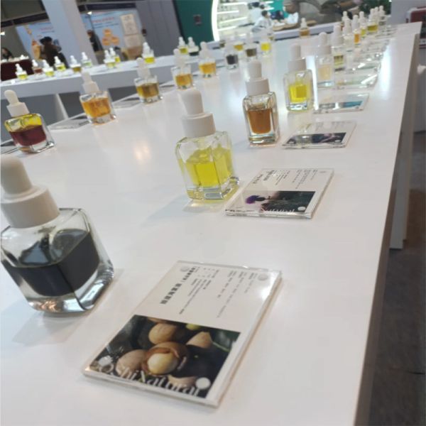 Flower Extract Blue Lotus Blossom Fragrance Essence Premium Concentrated Oil For Shower Gel Making