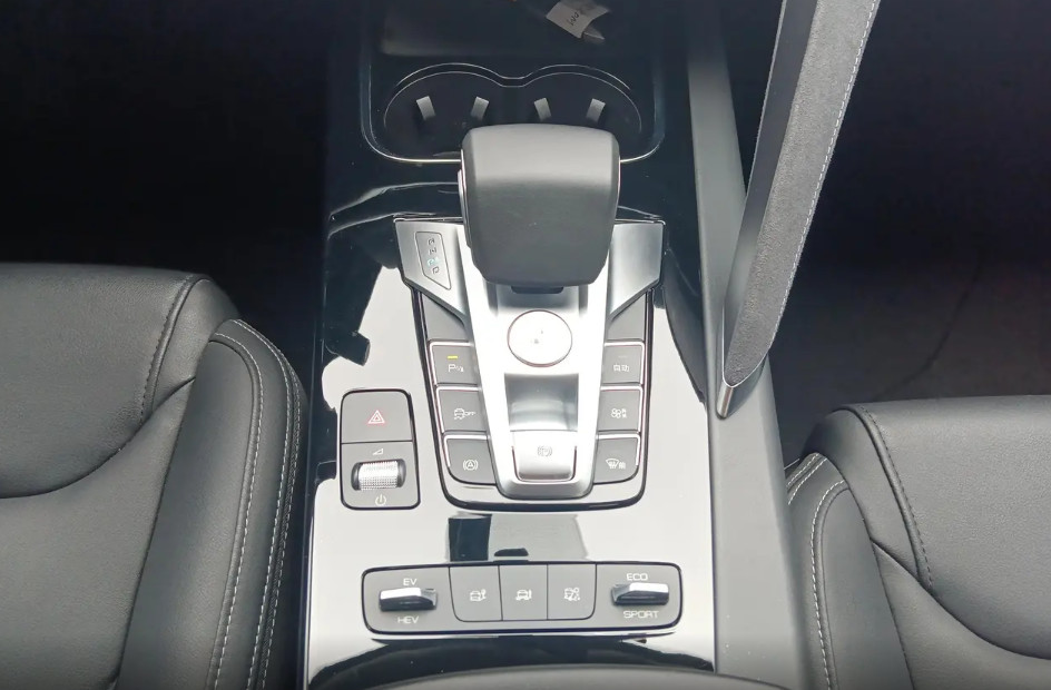 Song Pro DM 2019 DM 1.5T 4WD Performance Edition Luxury BYD Compact SUV Plug-in Hybrid 1.5T 160HP L4 Plug-in Hybrid