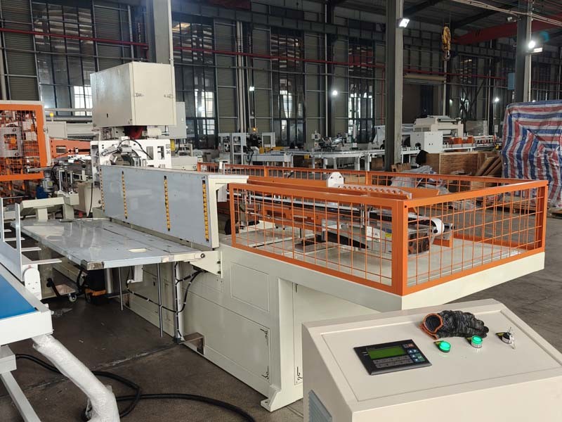 Fully Automatic Maxi Roll Toilet Tissue Paper Band Saw Cutting Machine For Big Orders