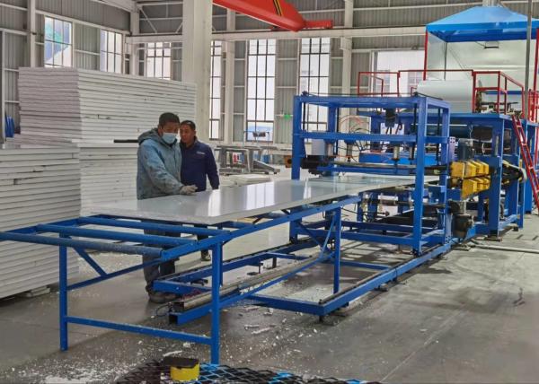 30-300 Mm Thickness Eps Rock Wool Sandwich Panel Product Line For Cold Storage