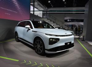 Wholesale Xpeng G9 Luxury Large Size Electric SUV 5 Seater 702km Range 200km/H Max Speed from china suppliers