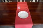 SGS White Airlaid Tablecloth Wedding Use 1.37x2.74m Size