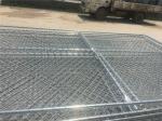 chain link temporary fence
