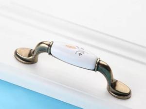 Wholesale Cabinet Porcelain Handles And Knobs Zinc Dresser Handles Pattern Ceramic Furniture Handles from china suppliers