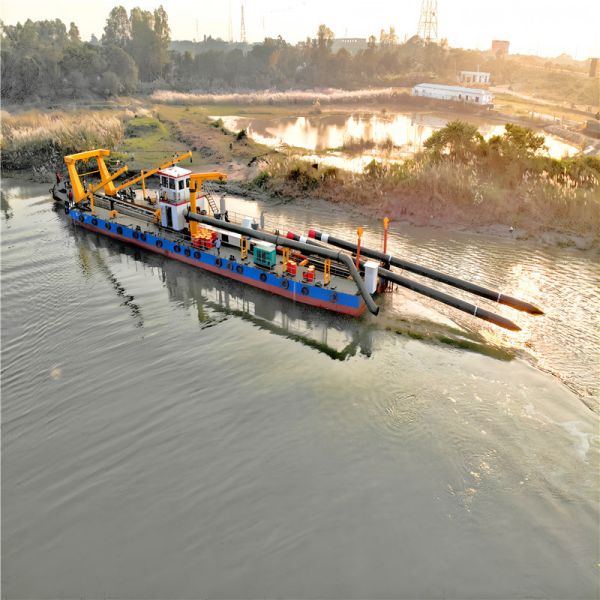Reasonable Price 10 Inch Cutter Suctin Dredger with Hydraulic Pump