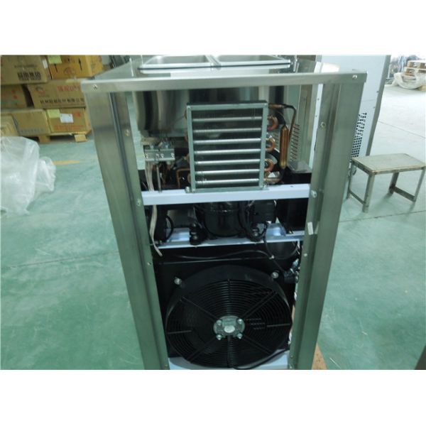 Table Top Style Three Flavor Ice Cream Machine With Digital Display System