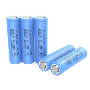 Wholesale Portable Low Temperature Lithium Battery 2500mah Rechargeable 18650 Cell from china suppliers