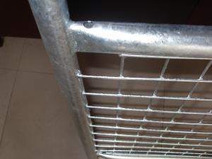 Wholesale Hot Dipped Galvanized Collapsible Pool Fence Temporary Mesh Fencing 22.00kg from china suppliers