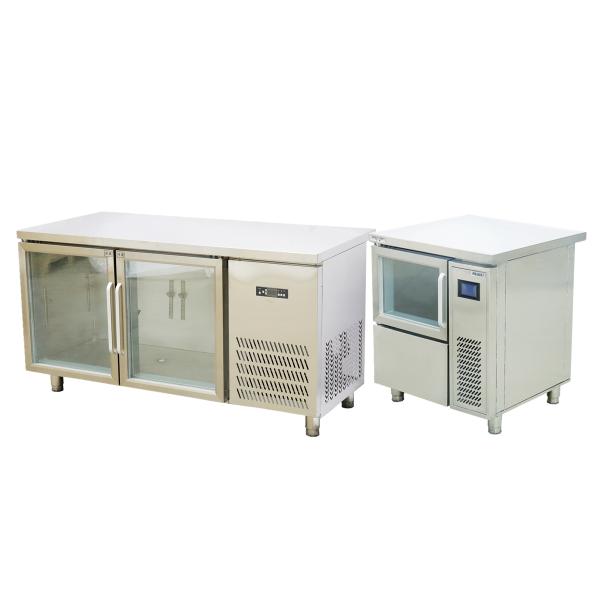 Durable Blue Light Inside Refrigerator With Double Pane Glass Doors