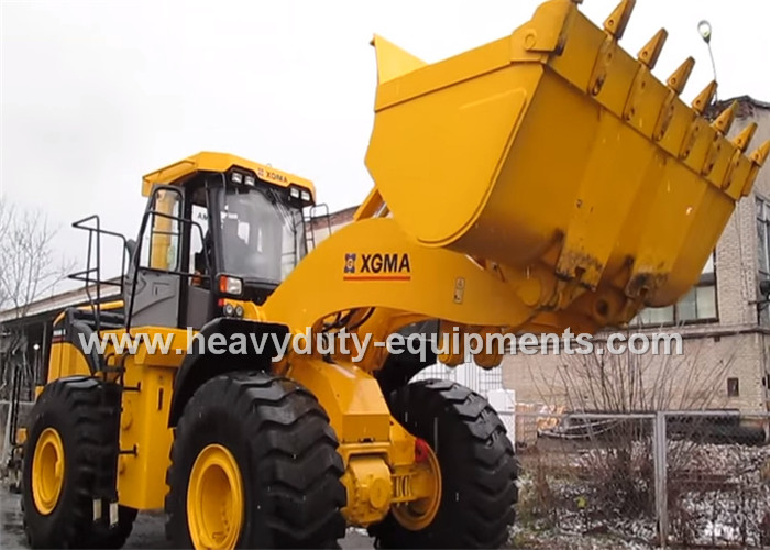 XGMA XG982H wheel loader use Cummins engine, 8ton loading capacity, 28ton operating weight